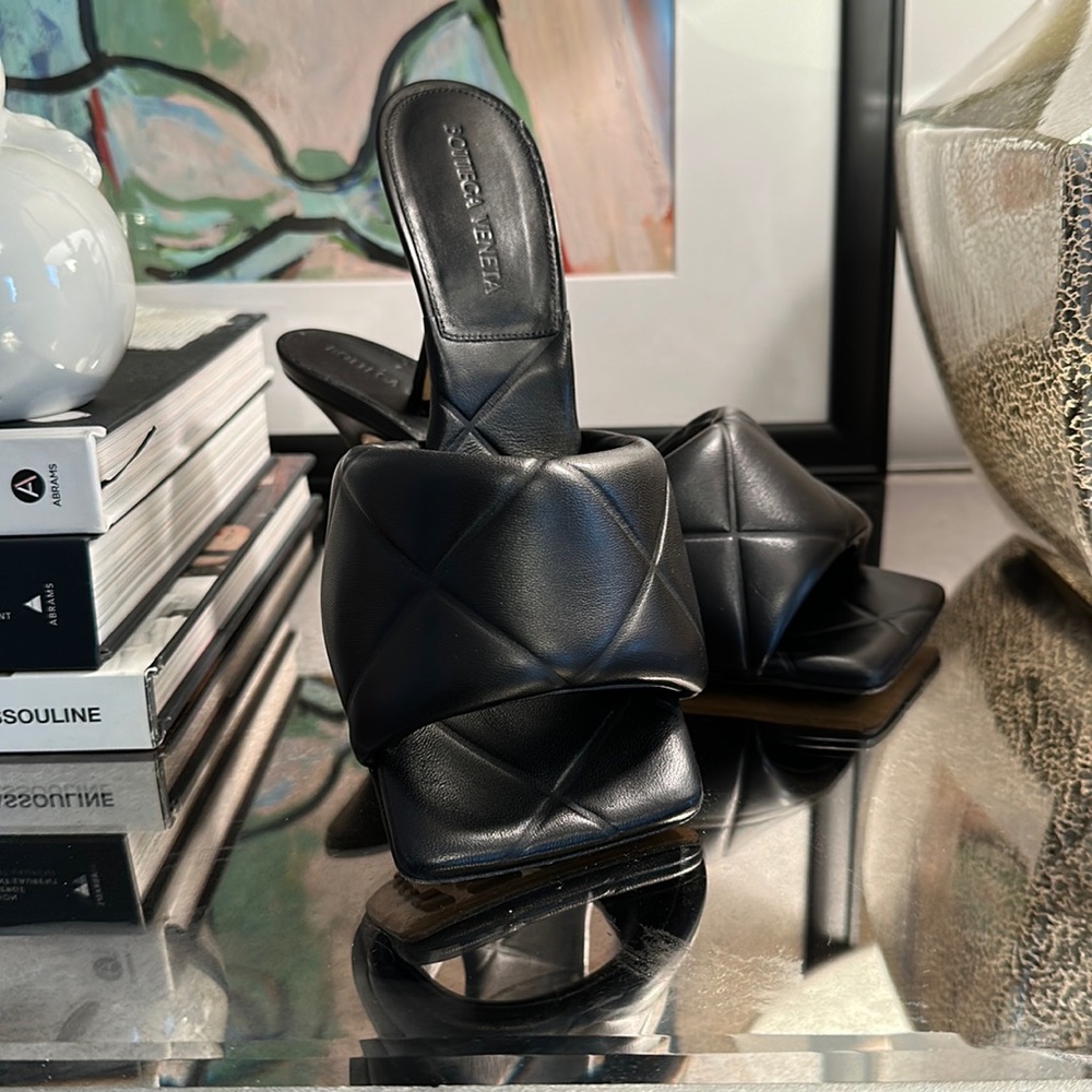 Bottega Veneta Lido Sandal